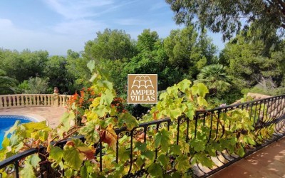 Magnificent villa with beautiful views and privacy in Sierra Altea Golf.